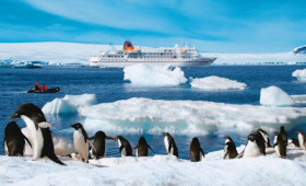 IN THE HEART OF THE ICE CONTINENT, VISIT ANTARCTICA WITH HAPAG-LLOYD CRUISES’ EXPEDITION SHIPS