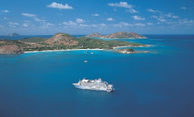 Captain Cook Cruises Combining the Best of the Mamanuca and Yasawa Islands