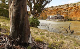 Sale into Summer on the Murray River with Captain Cook